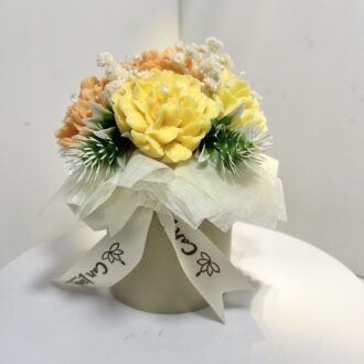 Trụ Giấy 5 Bông Nến Thơm Hoa Cẩm Chướng